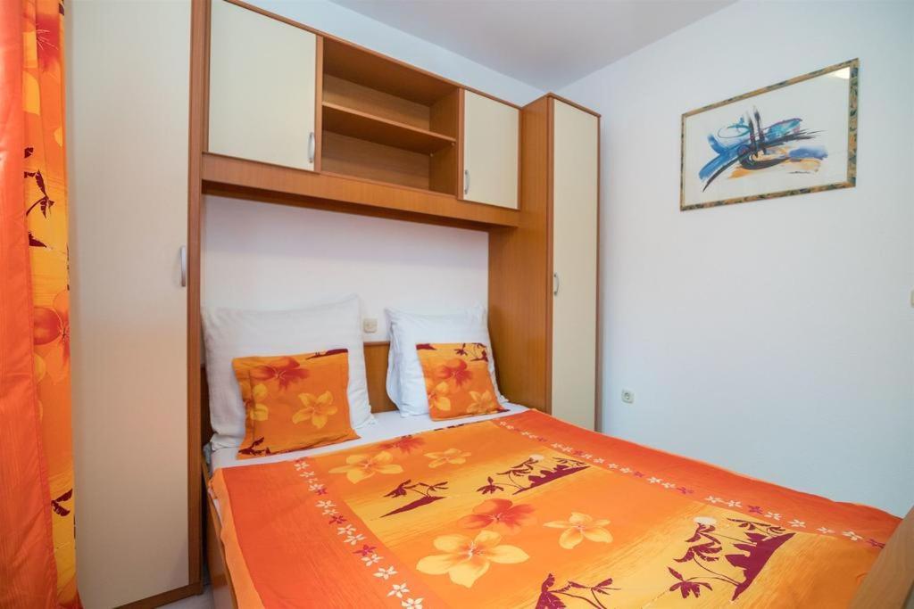 Apartmani Zderic 格拉达茨 外观 照片